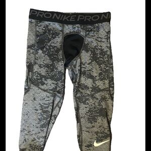 Kids Nike pro pants medium